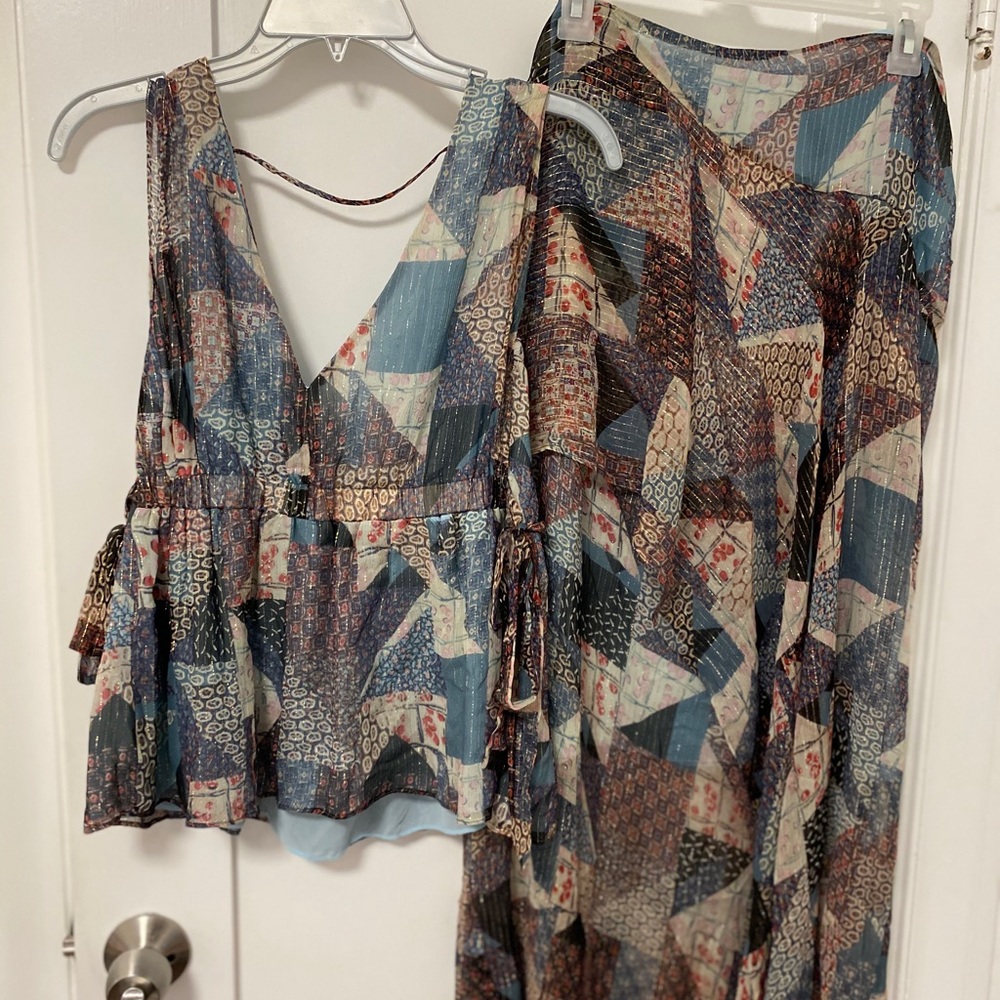 bcbgmaxazria silk tops size M
